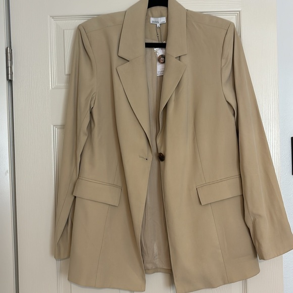 NWT WeWoreWhat Fall Blazer + Skirt Set in Desert Trouser Twill - Picture 2 of 8